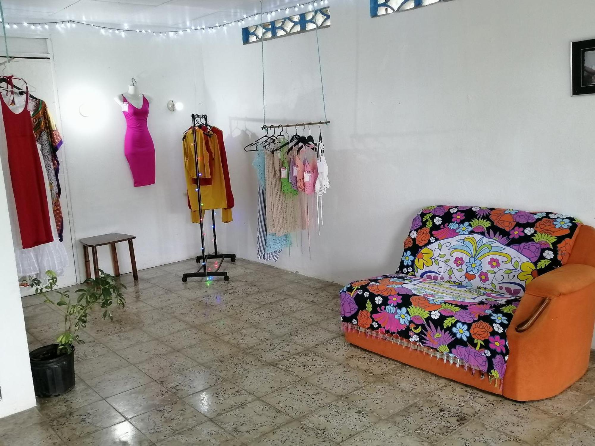 Rooms Palmeras Cahuita Exterior photo